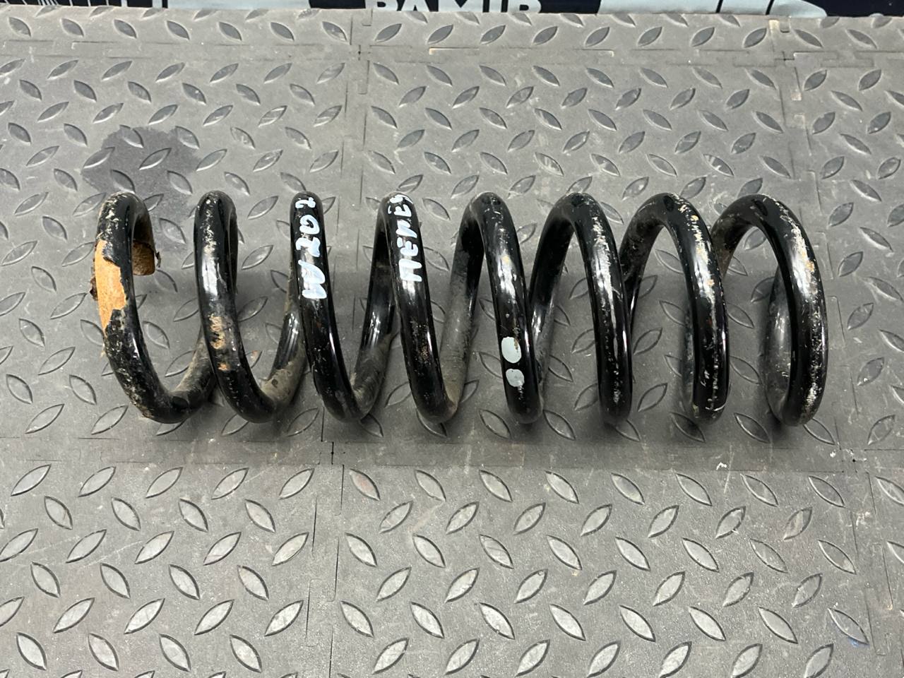 Пружина передняя Mercedes C/W202 1993-2001