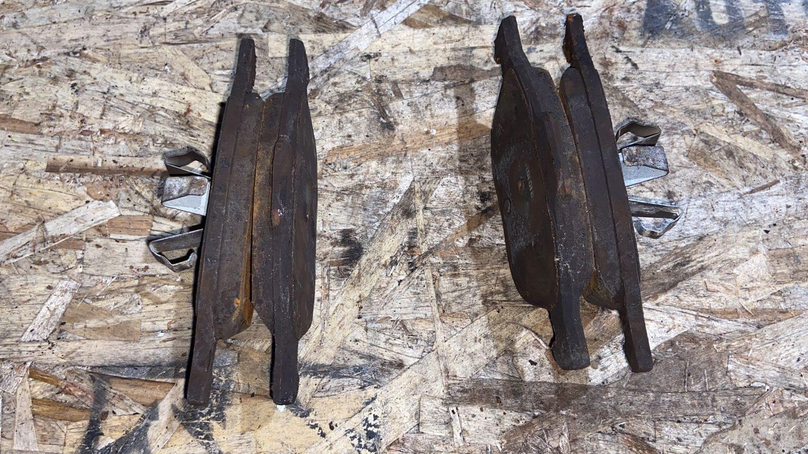 Колодки тормозные передние Ford Focus/2 2004-2011