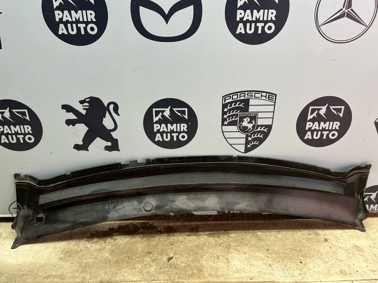 Решетка под лобовое стекло (Жабо) Ford Focus/2 2004-2011