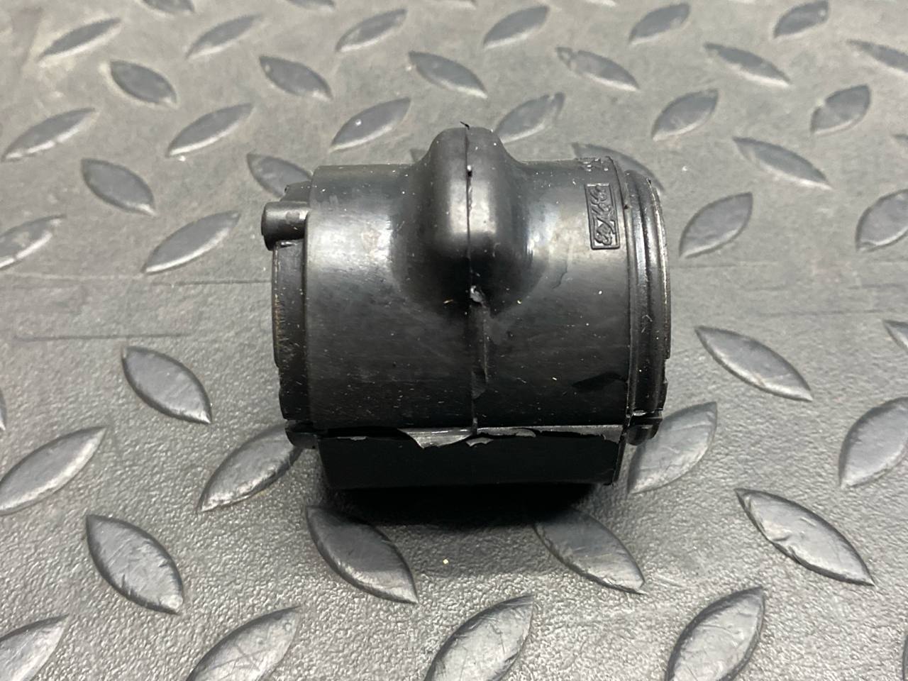 Втулка стабилизатора передняя Ford Mondeo/3 2000-2007