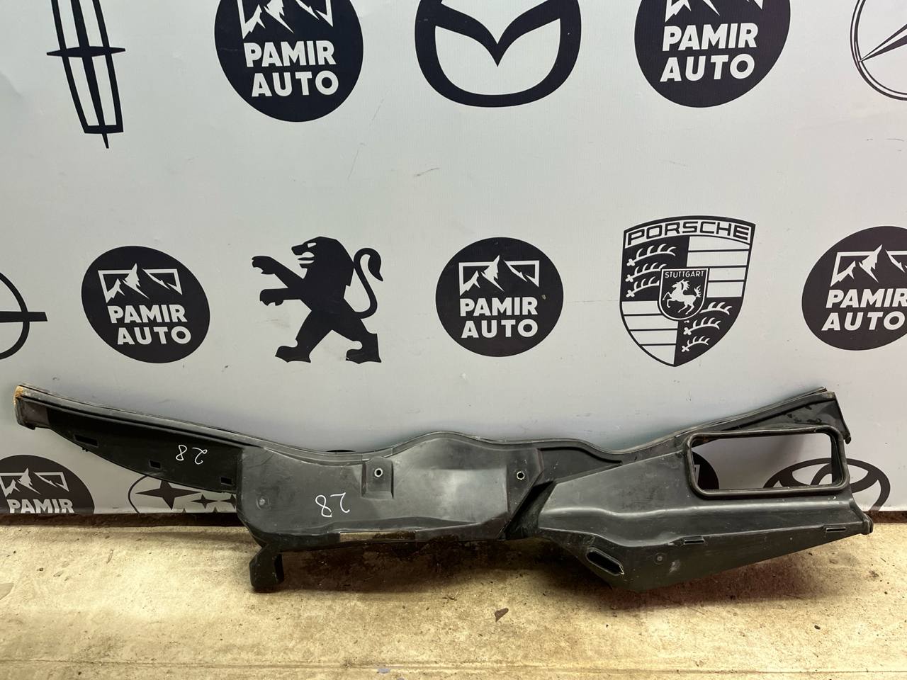 Решетка под лобовое стекло (Жабо) Mercedes E/W210 1995-2003