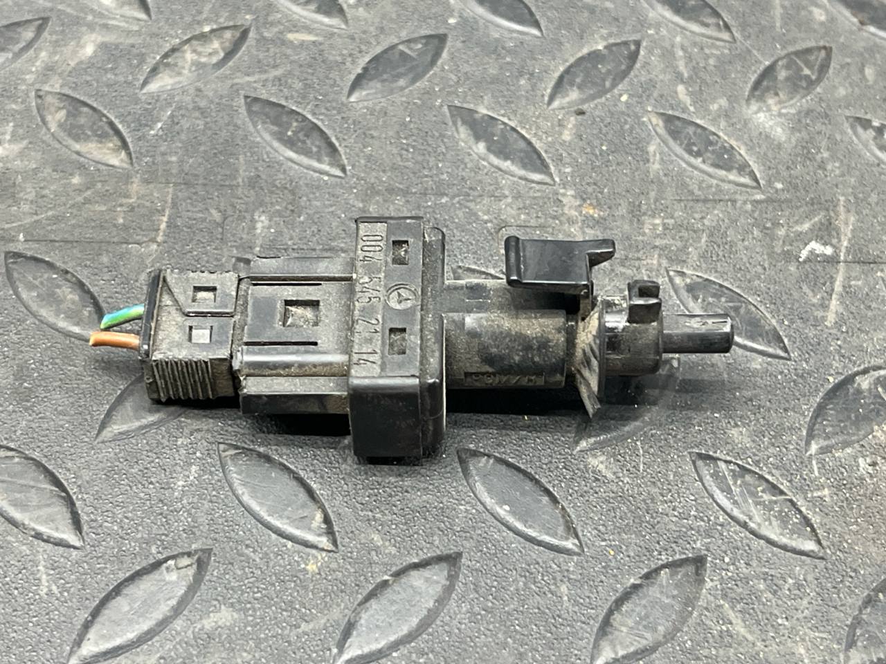 Датчик педали сцепления Mercedes Vito/W639 2003-2014