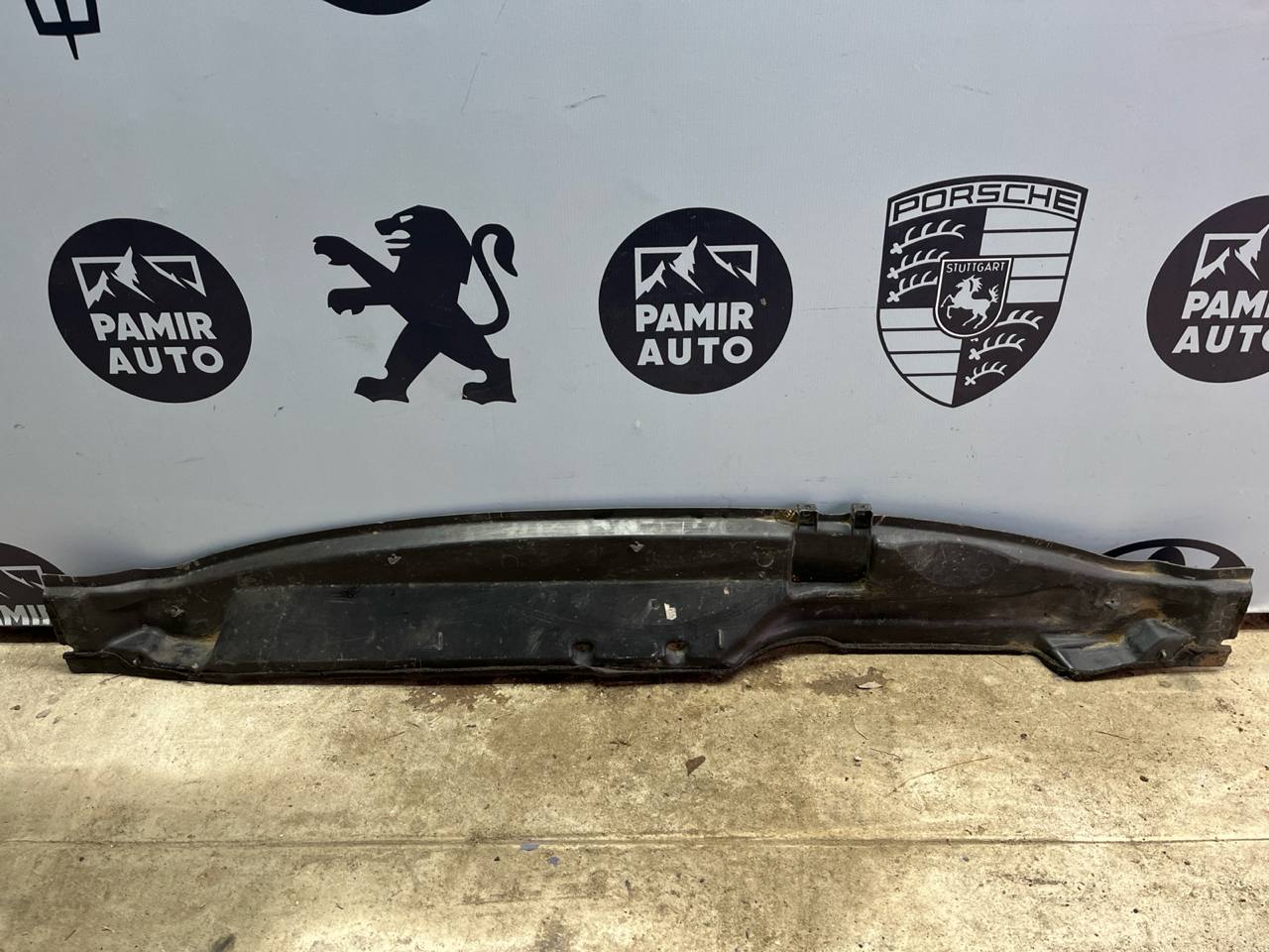 Решетка под лобовое стекло (Жабо) Ford Focus/2 2004-2011