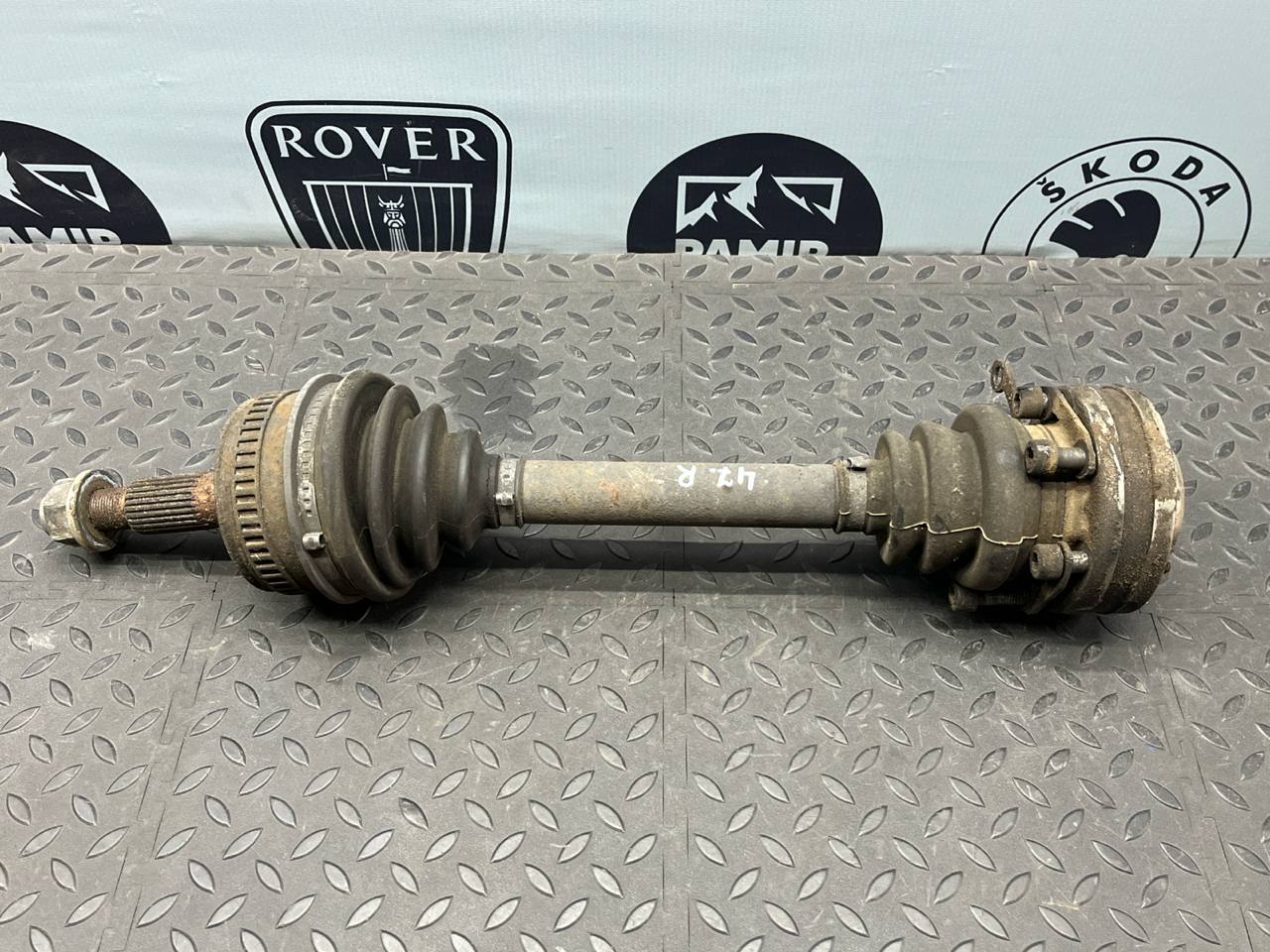 Полуось передняя Mercedes Vito/W638 1996-2003