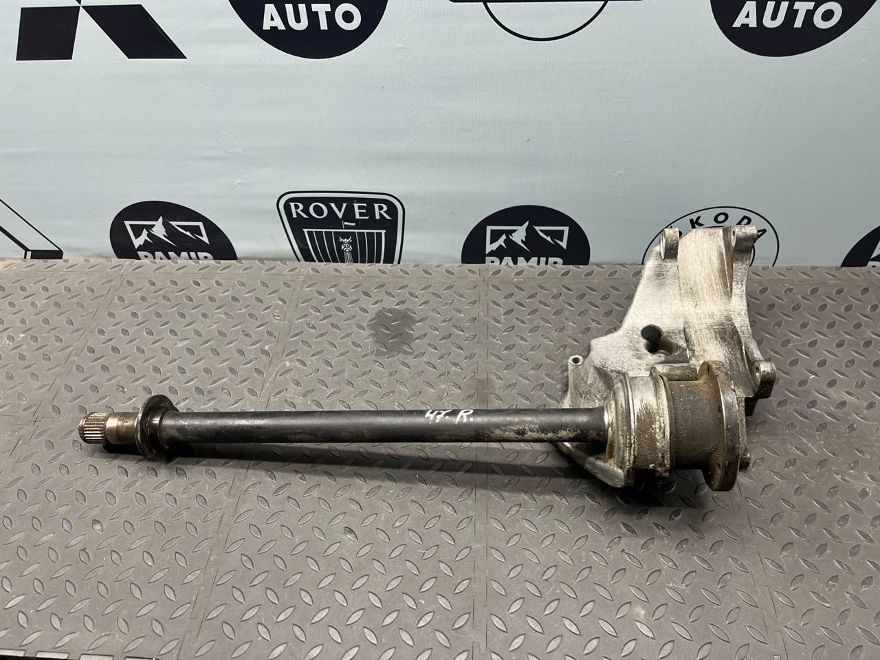 Полуось промежуточная Mercedes Vito/W638 1996-2003