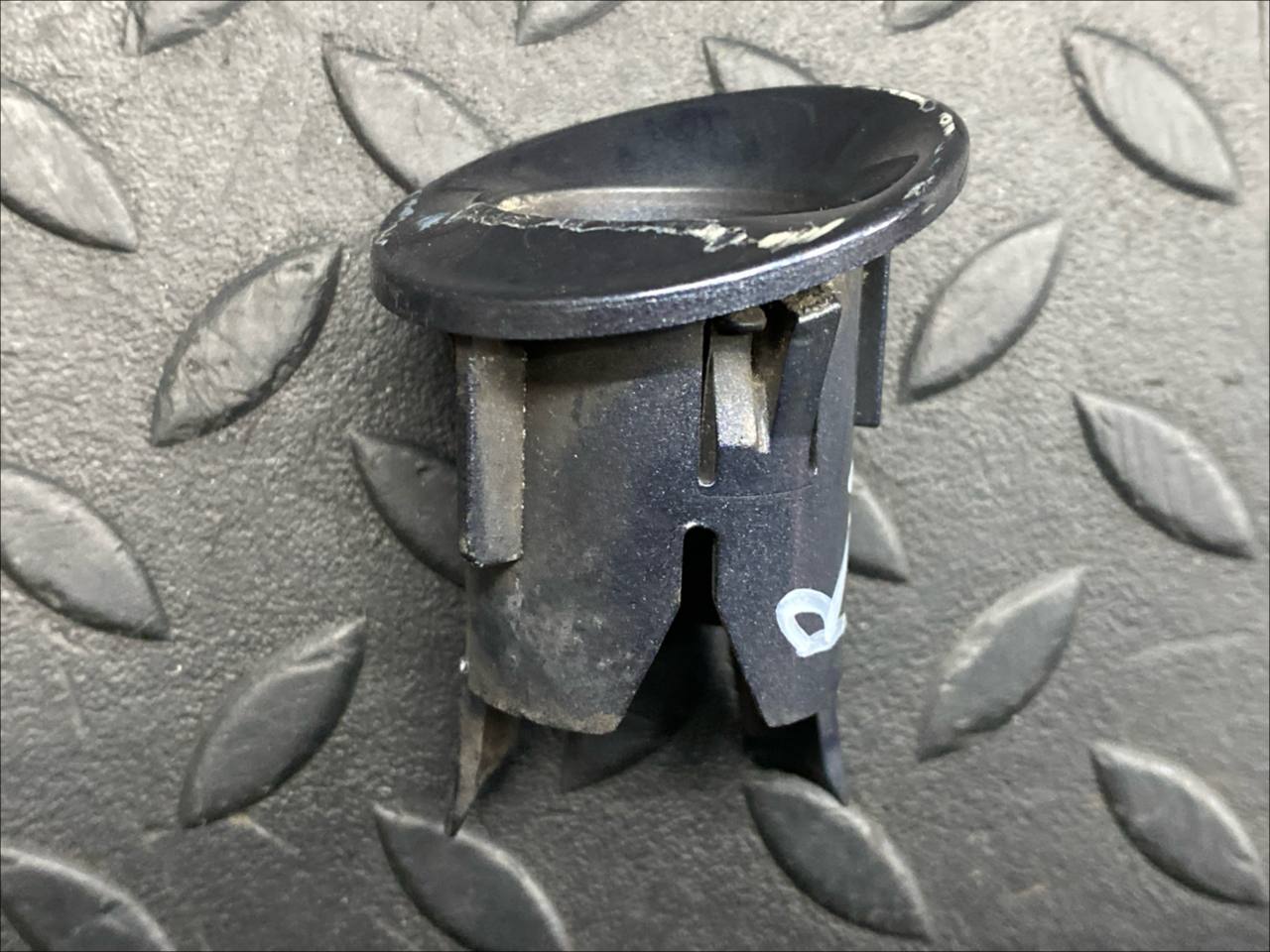 Кронштейн датчика парковки задний Ford Focus/2 2004-2011