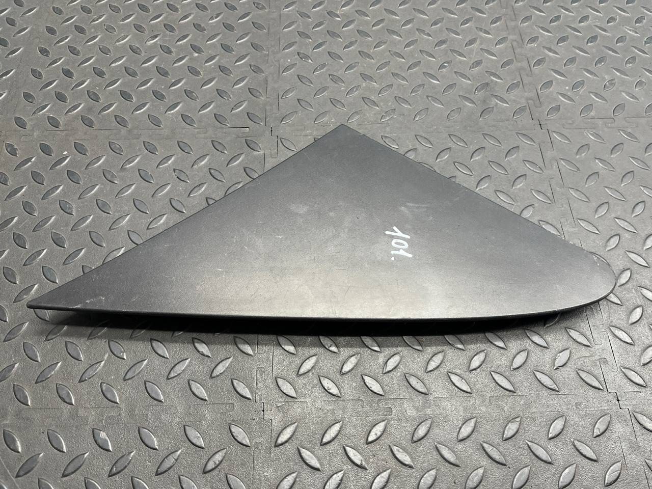 Накладка зеркала левая Peugeot Expert/2 2007-2016