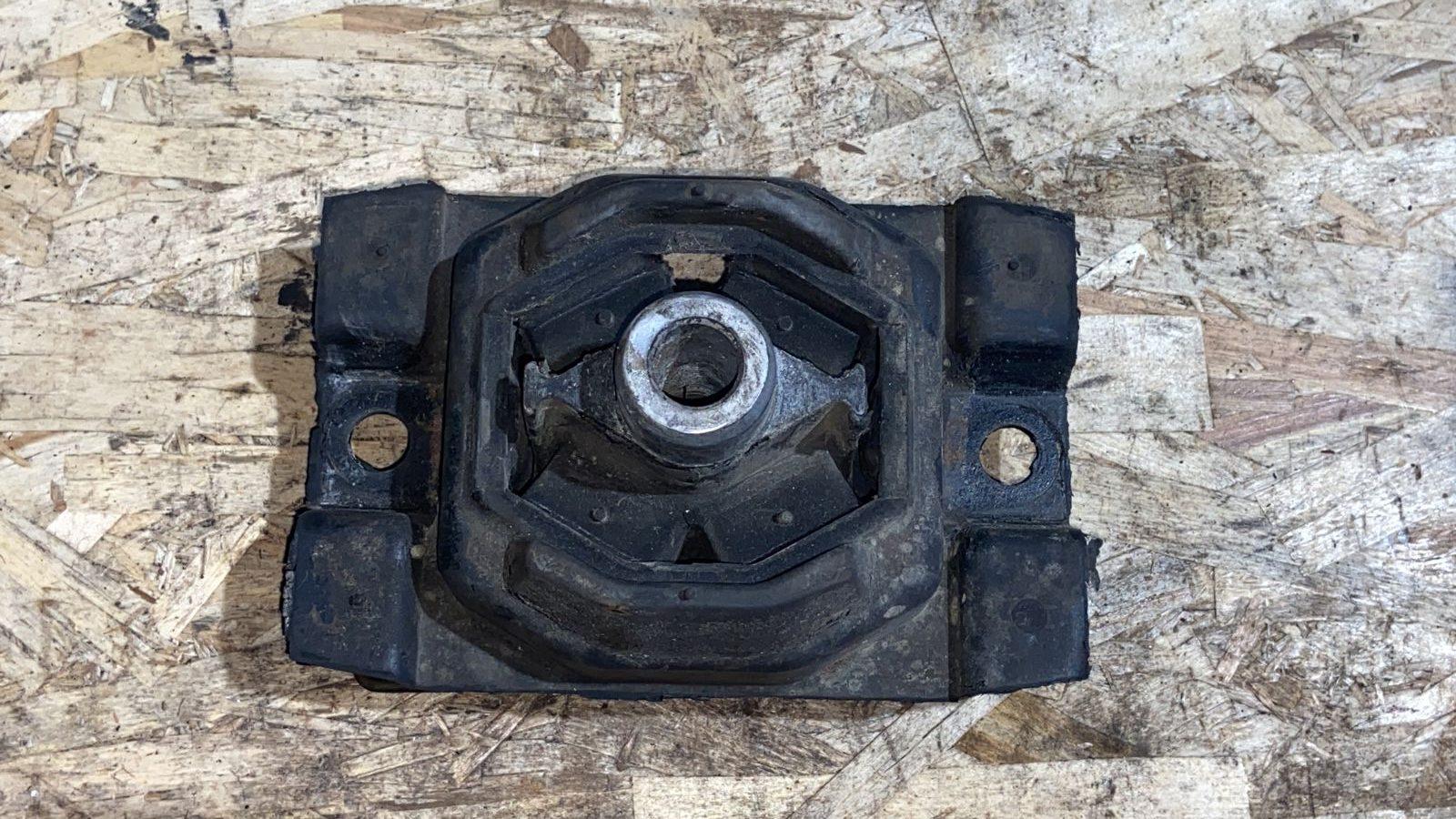 Опора КПП Mercedes Vito/W638 1996-2003