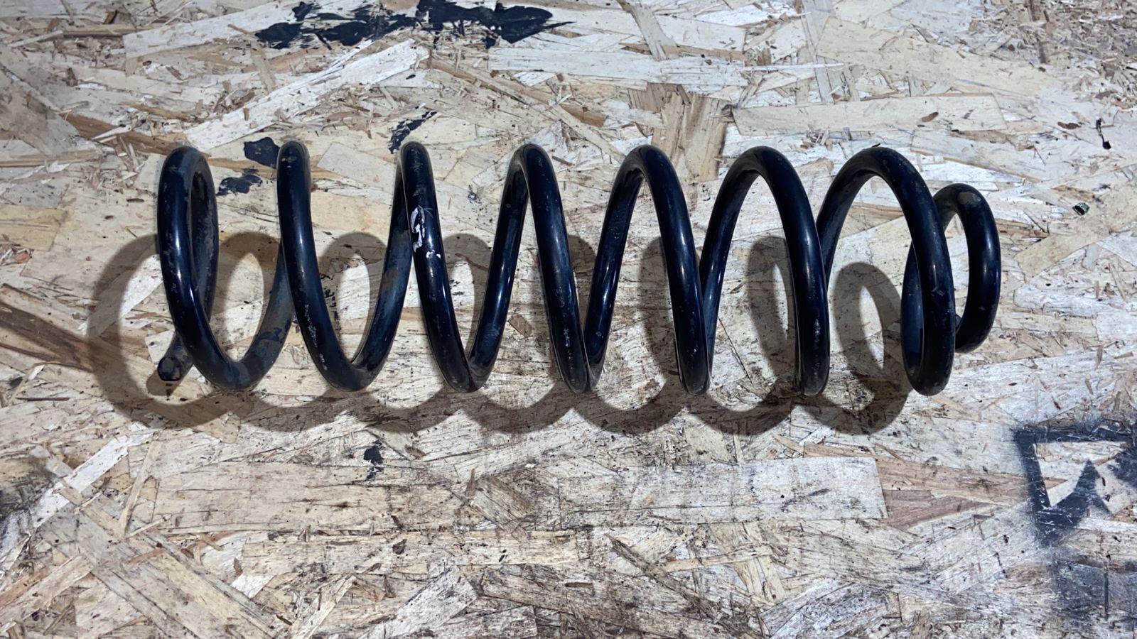 Пружина задняя Renault Scenic/2 2003-2009