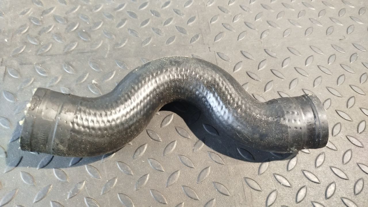 Патрубок интеркулера Opel Zafira/B 2005-2014