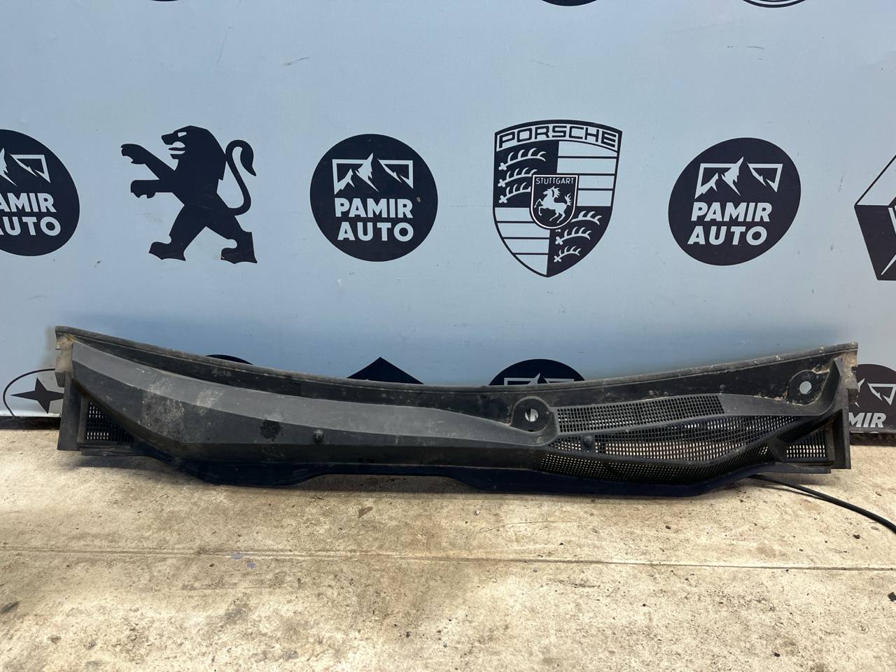 Решетка под лобовое стекло (Жабо) Opel Astra/H 2004-2014