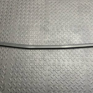 Уплотнитель двери передний левый Opel Astra/H 2004-2014