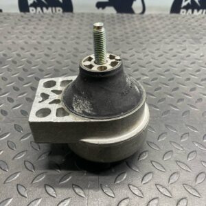 Опора двигателя правая Ford Transit 2006-2013