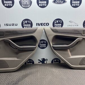 Обшивка двери задняя Ford Focus/2 2004-2011