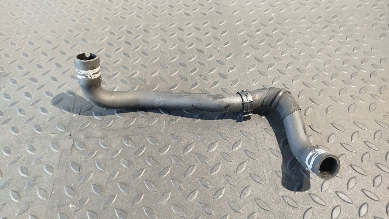 Патрубок картерных газов Opel Zafira/B 2005-2014