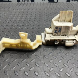 Замок двери передний правый Ford Mondeo/3 2000-2007