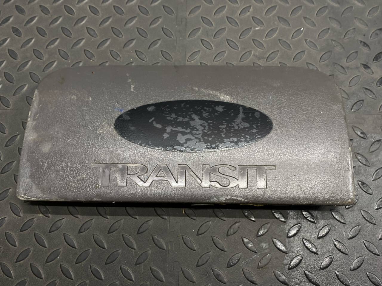 Накладка на торпедо Ford Transit 2000-2006