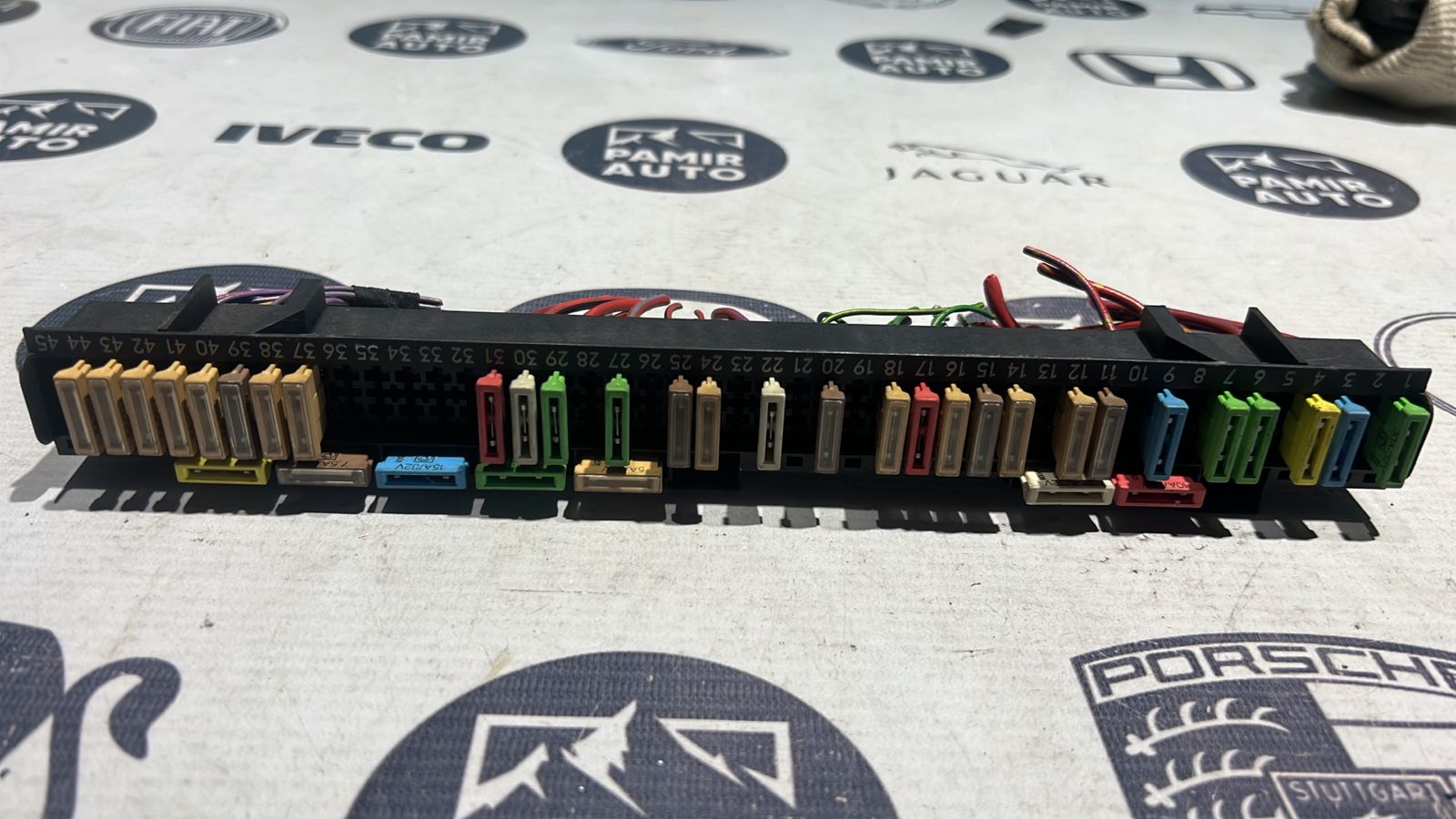 Блок предохранителей BMW 5/E39 1995-2004