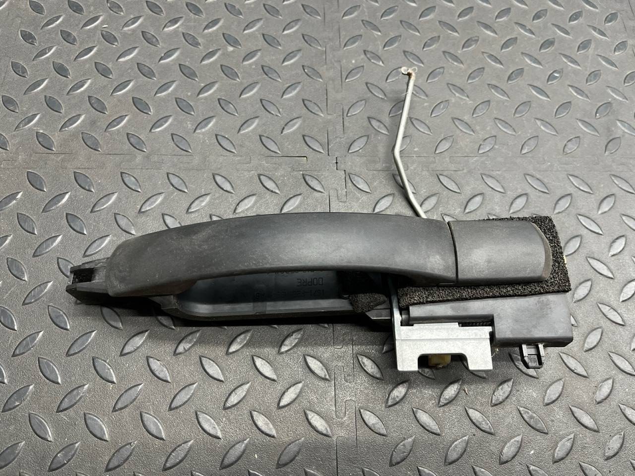 Ручка двери передняя правая Ford Mondeo/3 2000-2007