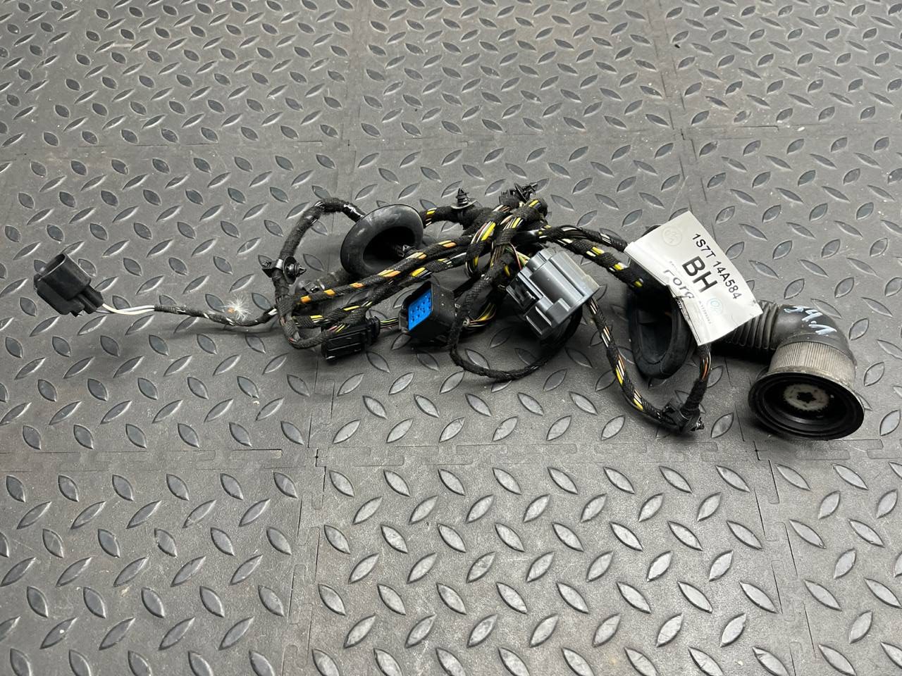 Проводка двери передняя левая Ford Mondeo/3 2000-2007