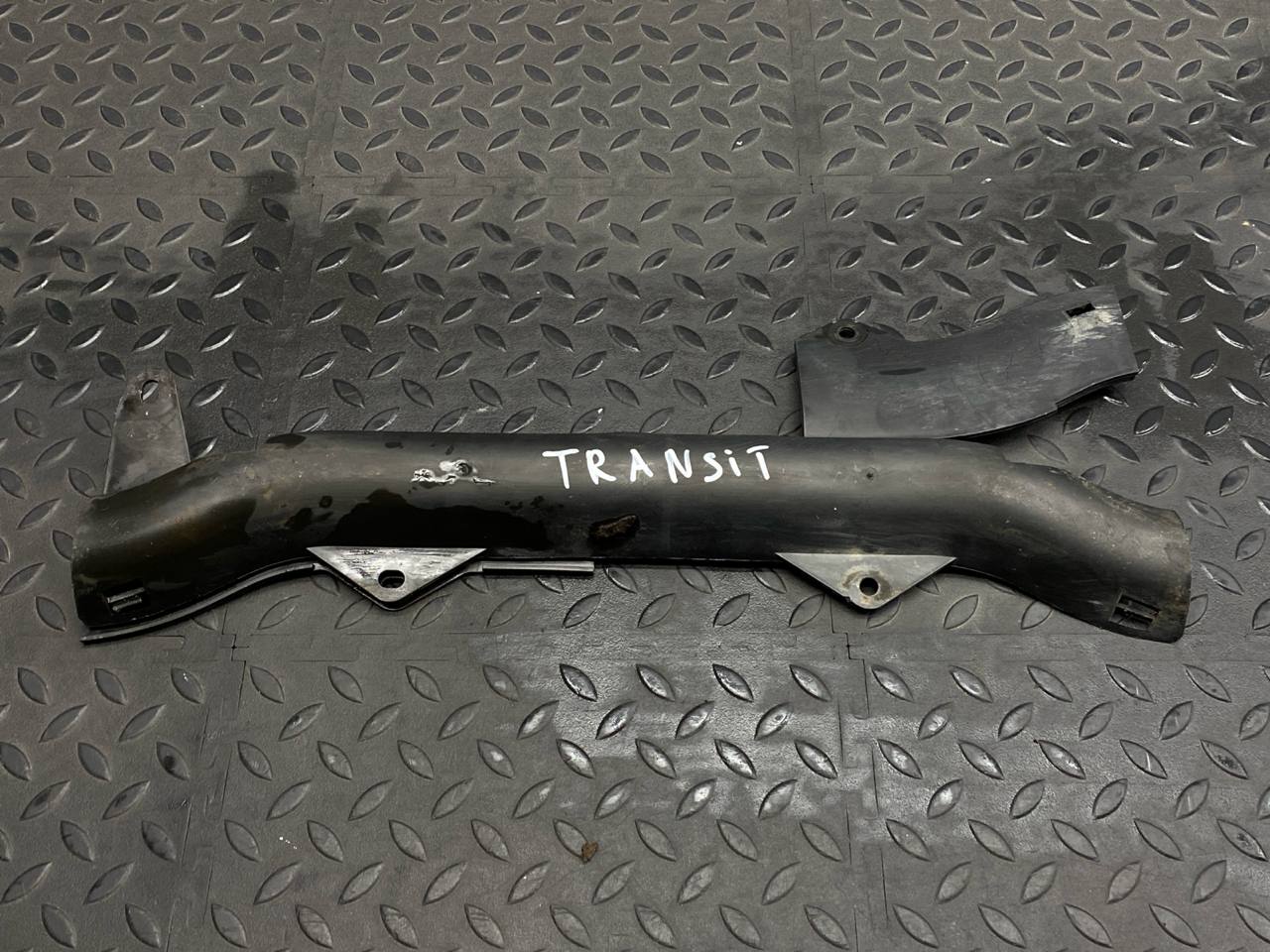 Канал для кабеля Ford Transit 2000-2006