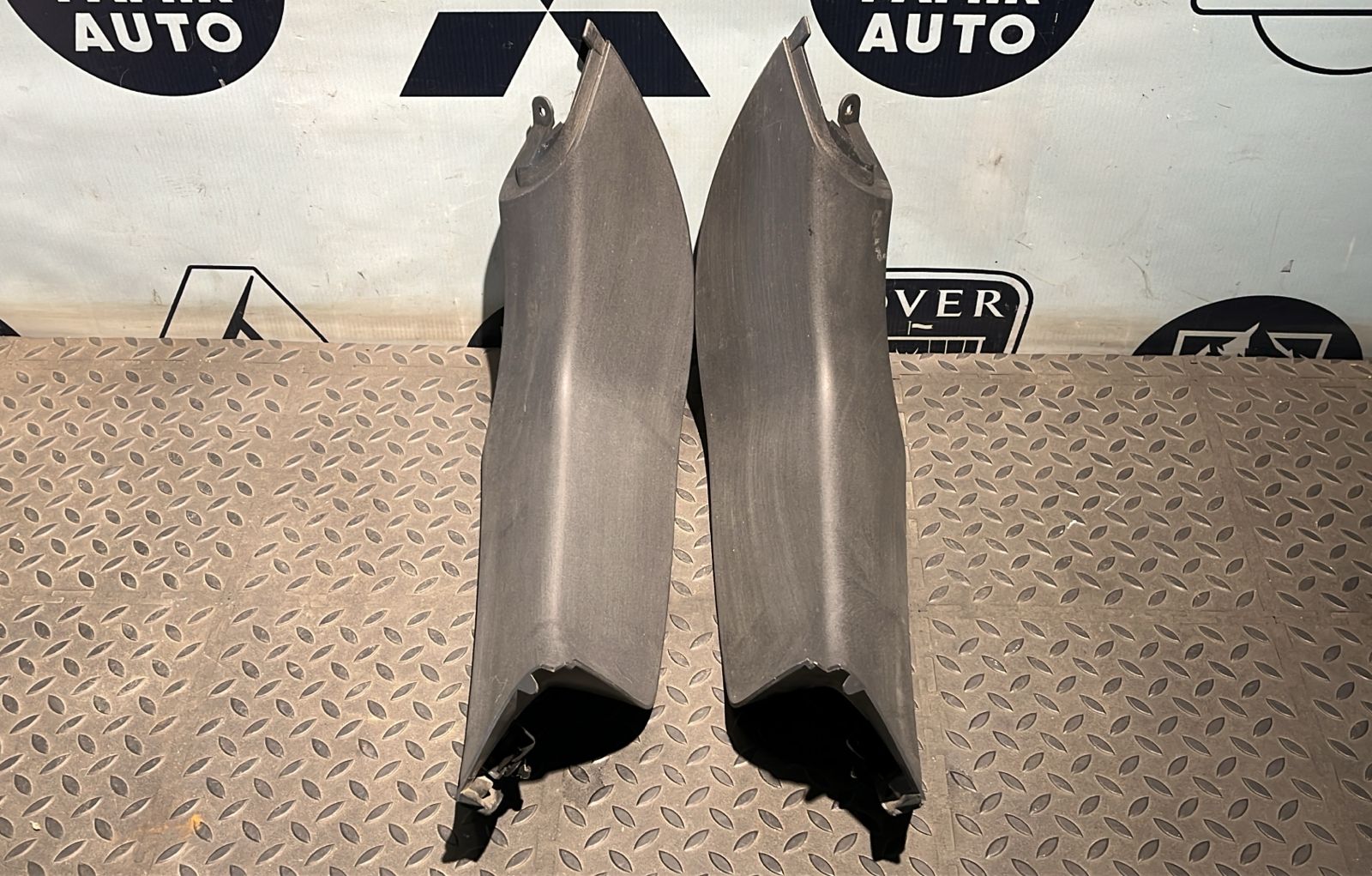 Обшивка двери багажника Opel Signum 2003-2008