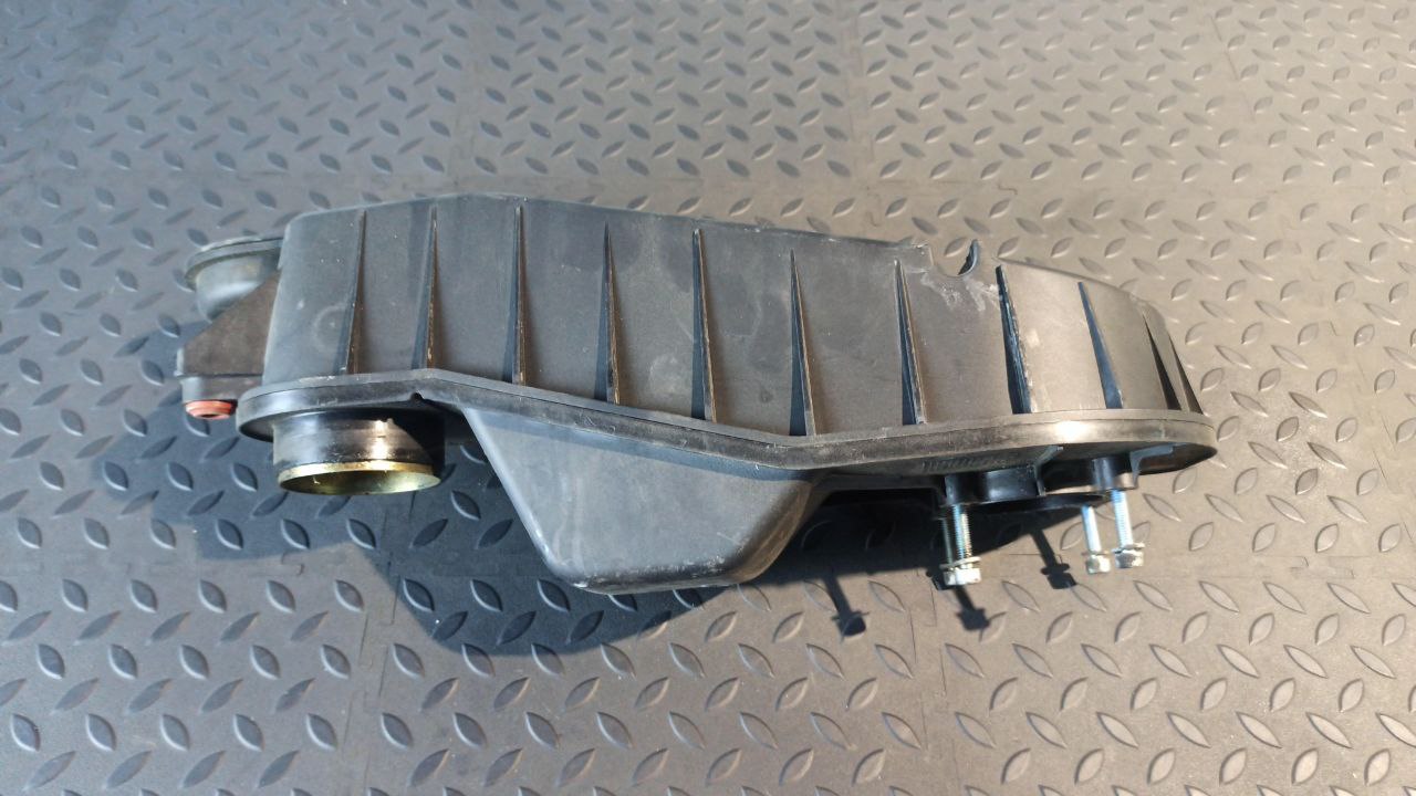 Клапан вентиляции картерных газов Mercedes C/W203 2000-2008