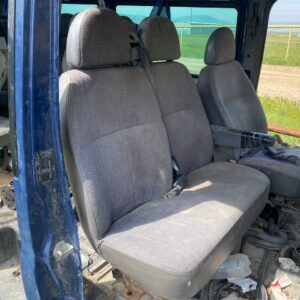 Сиденье переднее правое Ford Transit 2000-2006
