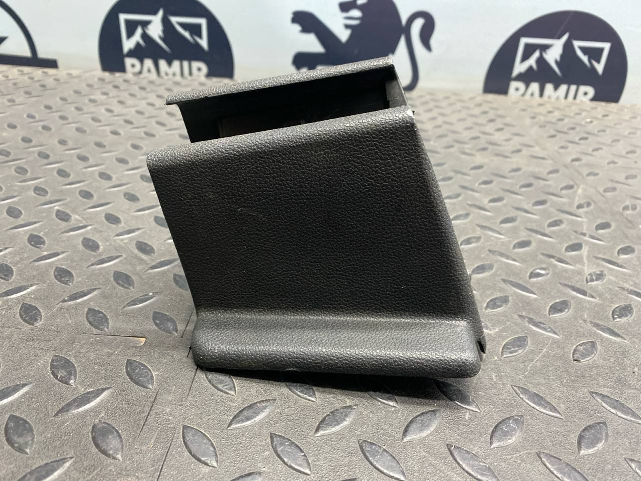 Накладка на сиденье передняя левая Mercedes B/W245 2005-2011