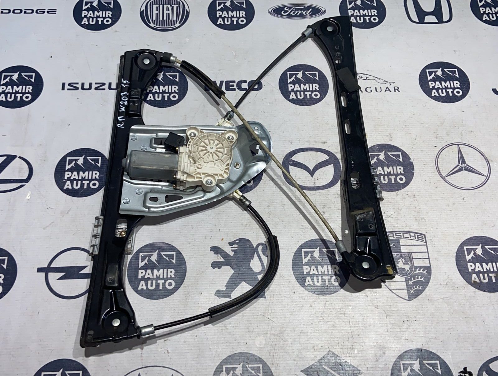 Стеклоподъемник передний правый Mercedes C/W203 2000-2008