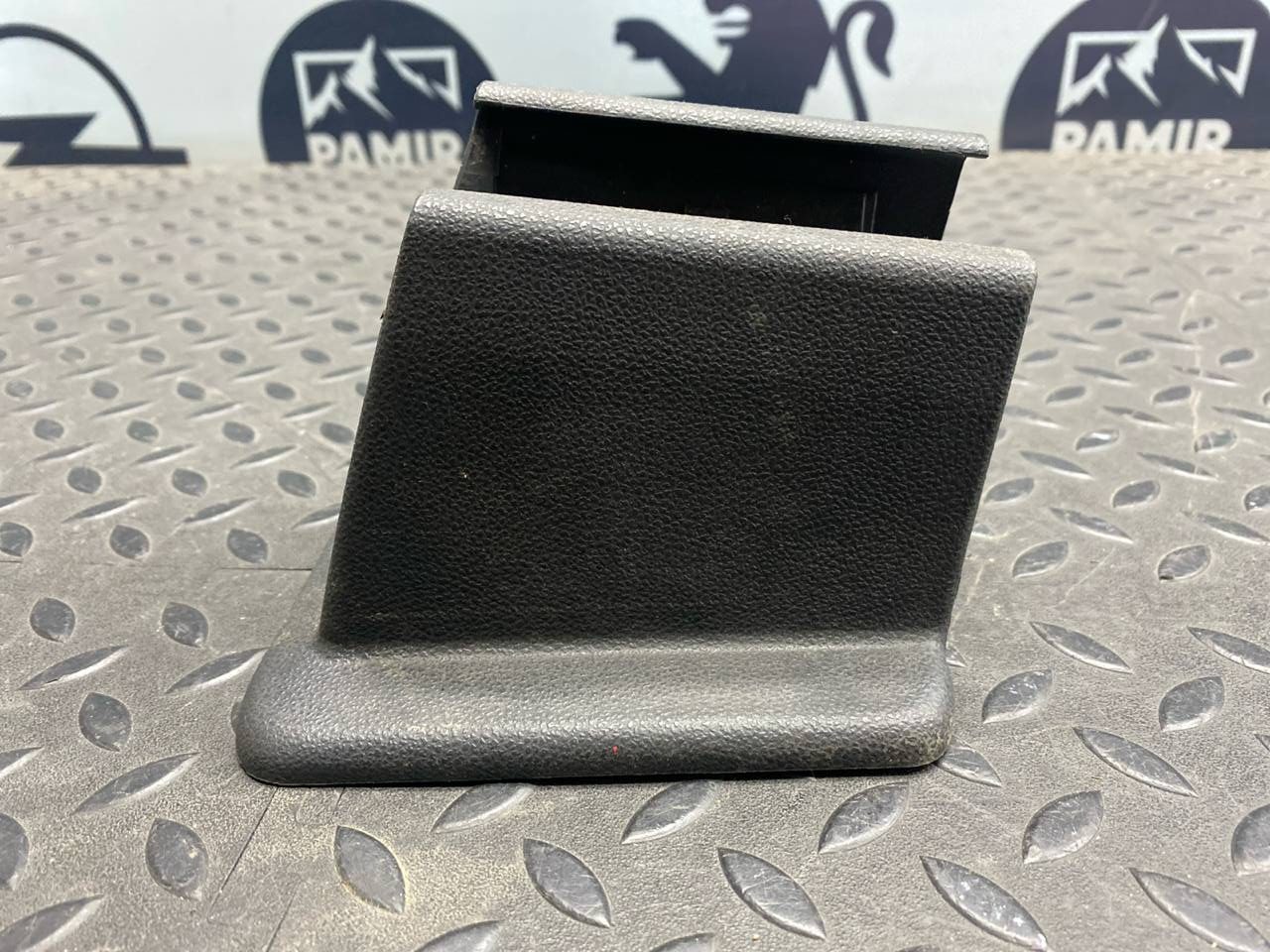 Накладка на сиденье передняя правая Mercedes B/W245 2005-2011