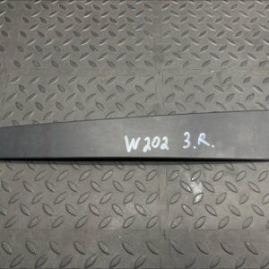 Накладка двери задняя правая Mercedes C/W202 1993-2001