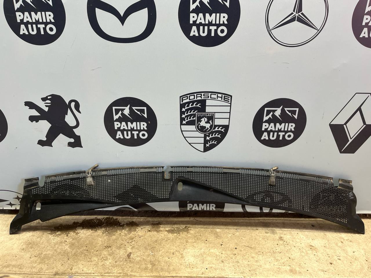 Решетка под лобовое стекло (Жабо) Mercedes M/W163 1997-2005