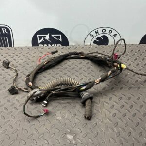 Проводка двери багажника Mercedes B/W245 2005-2011