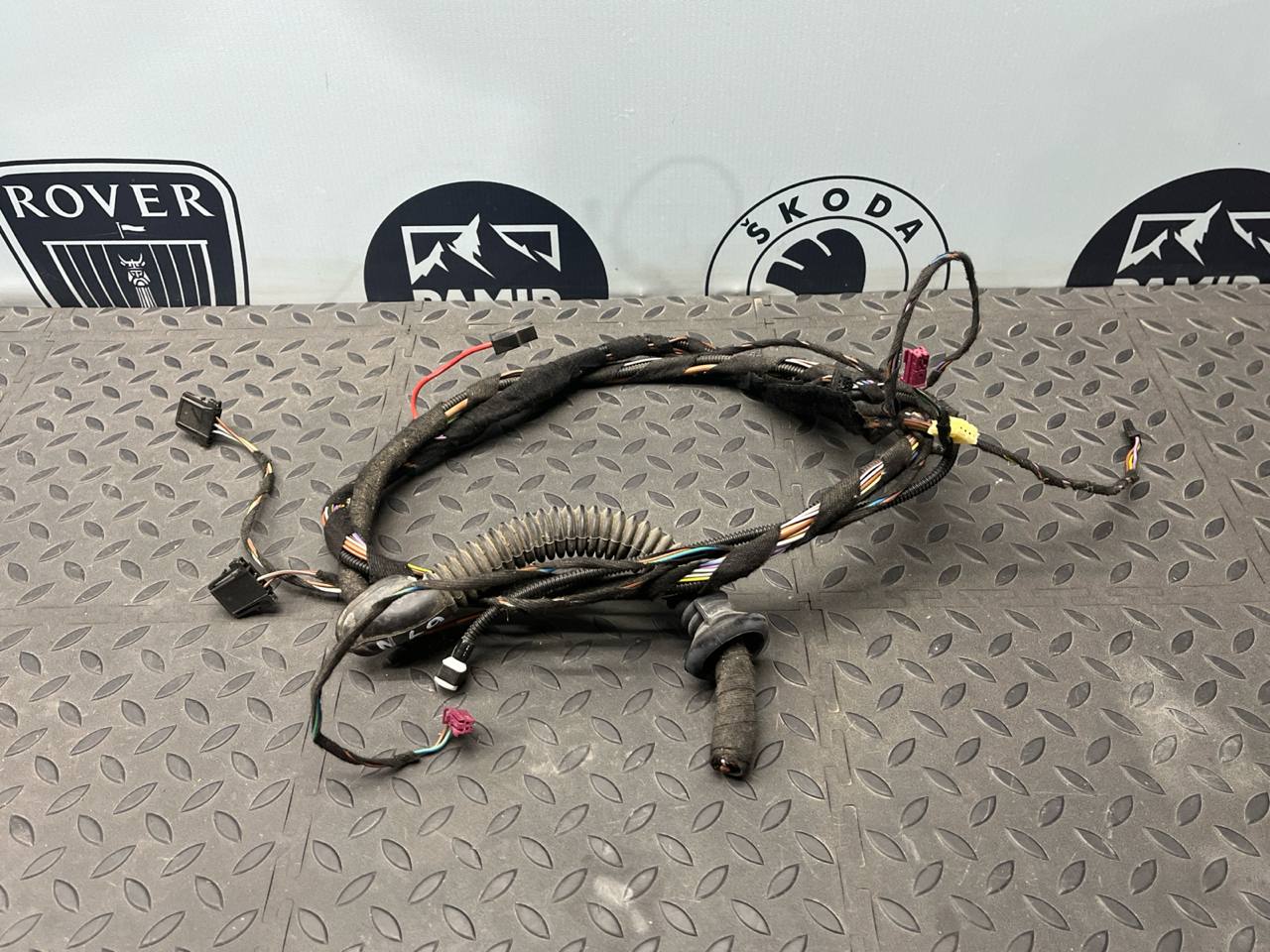 Проводка двери багажника Mercedes B/W245 2005-2011