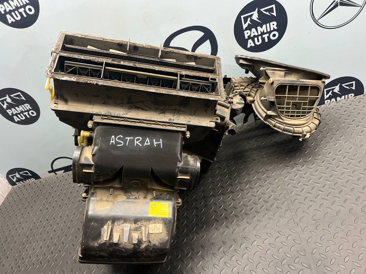 Корпус отопителя Opel Astra/H 2004-2014