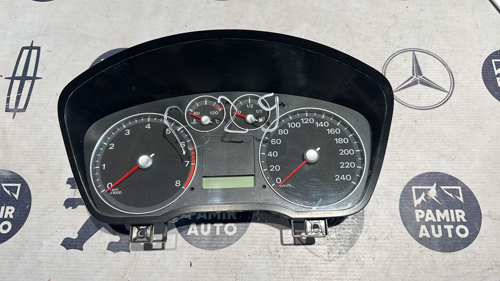 Комбинация приборов (Щиток) Ford Focus/2 2004-2011