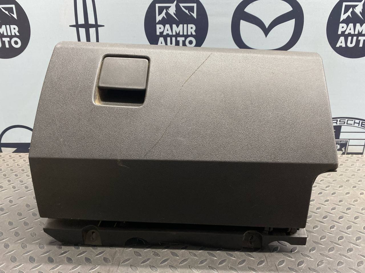 Бардачок Opel Zafira/B 2005-2014