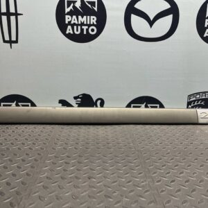 Молдинг двери передний правый Renault Scenic/2 2003-2009