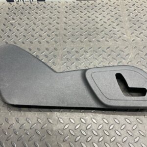 Накладка на сиденье передняя правая Mercedes B/W245 2005-2011