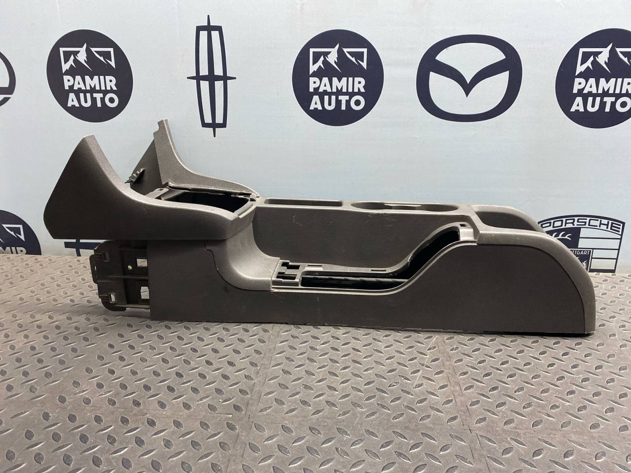 Консоль (Подлокотник) Ford Focus/2 2004-2011