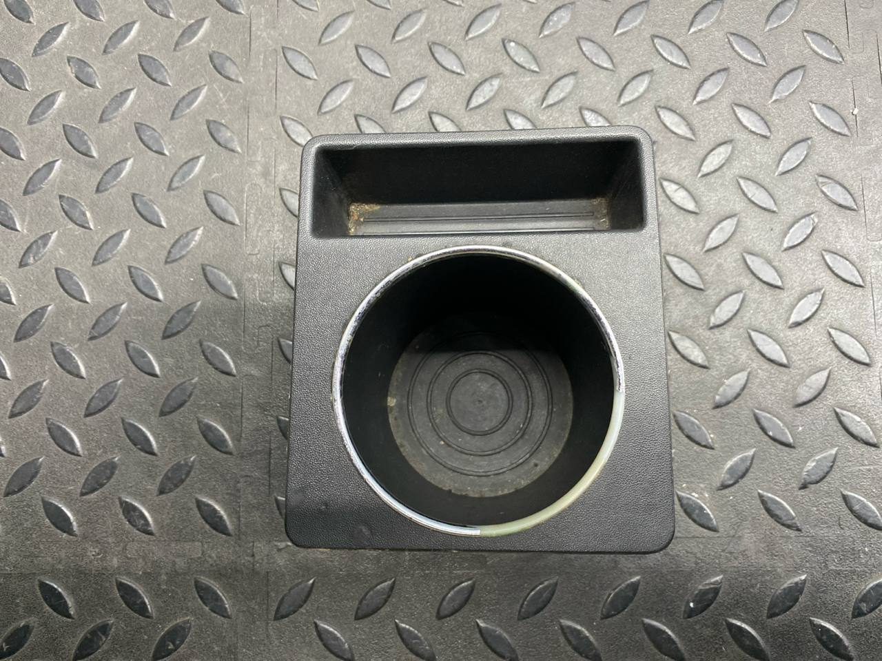 Подстаканник Mercedes B/W245 2005-2011