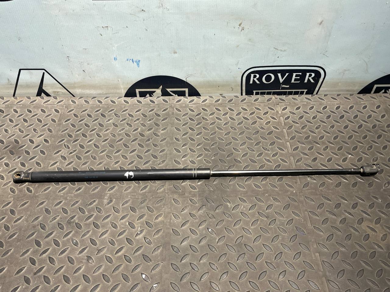 Амортизатор капота Opel Vectra/C 2002-2008