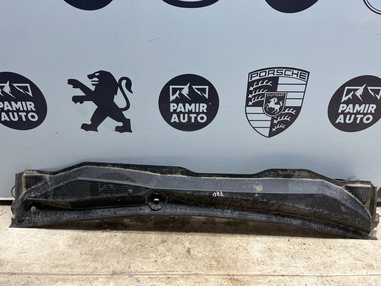 Решетка под лобовое стекло (Жабо) Opel Astra/H 2004-2014