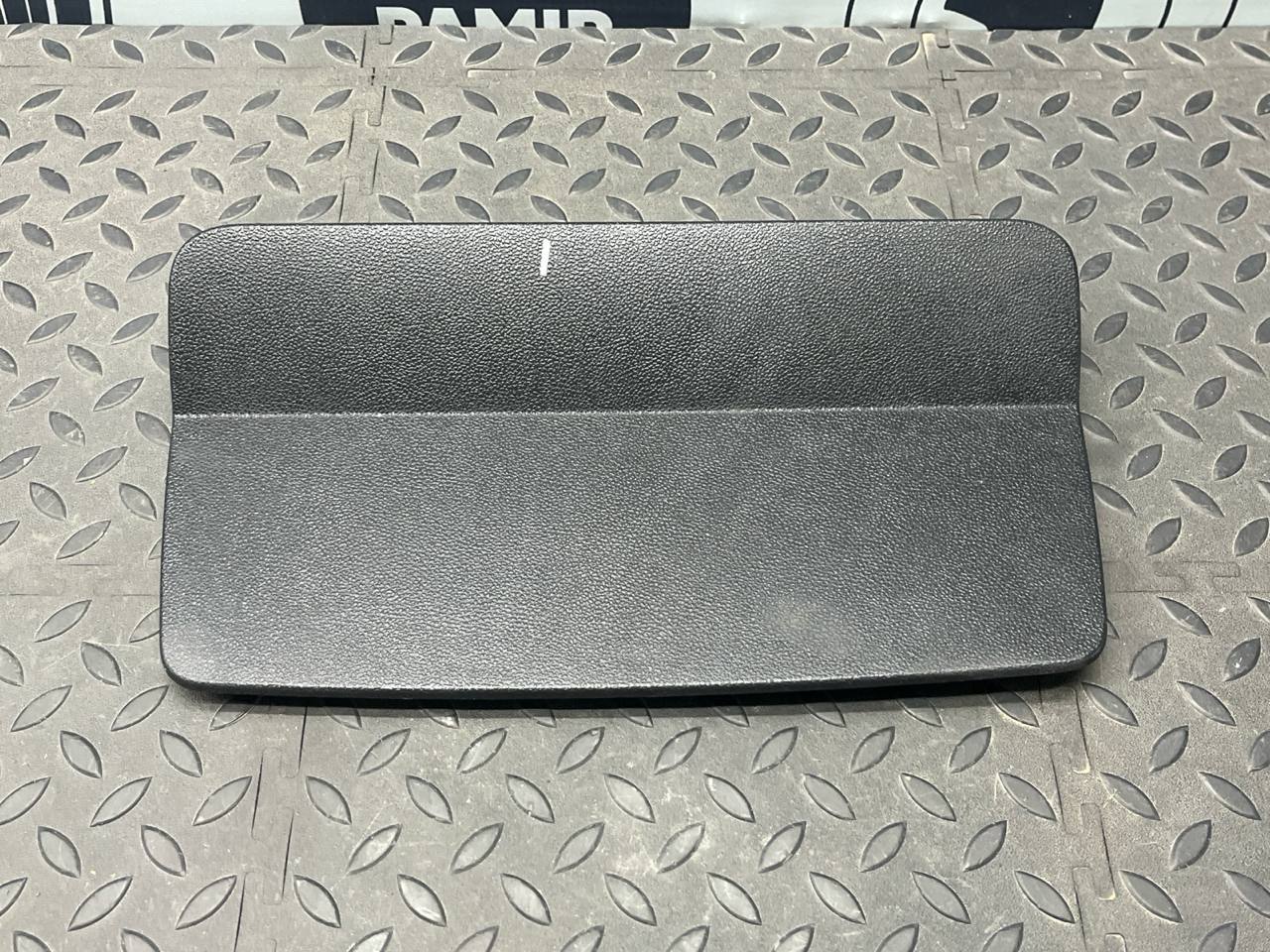 Обшивка двери багажника Mercedes B/W245 2005-2011