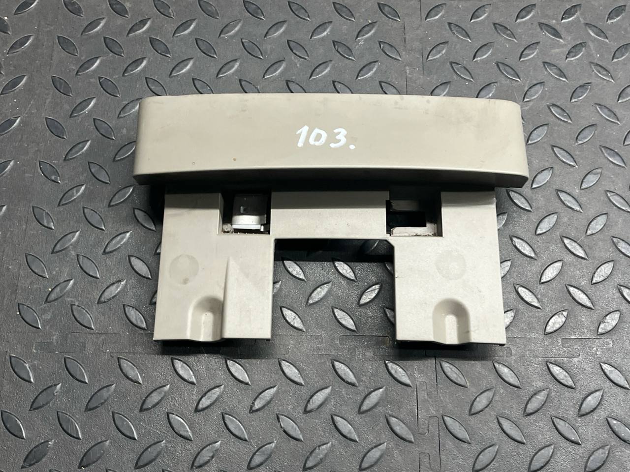 Кожух рулевой колонки верхний Renault Scenic/2 2003-2009