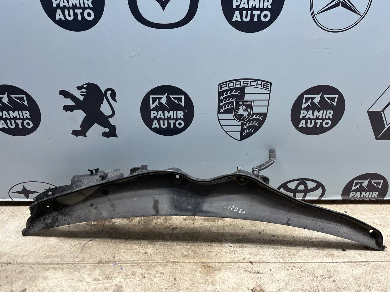 Решетка под лобовое стекло (Жабо) Mercedes C/W203 2000-2008