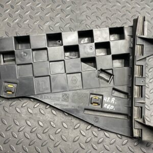 Направляющая стекла двери передняя правая Renault Scenic/2 2003-2009