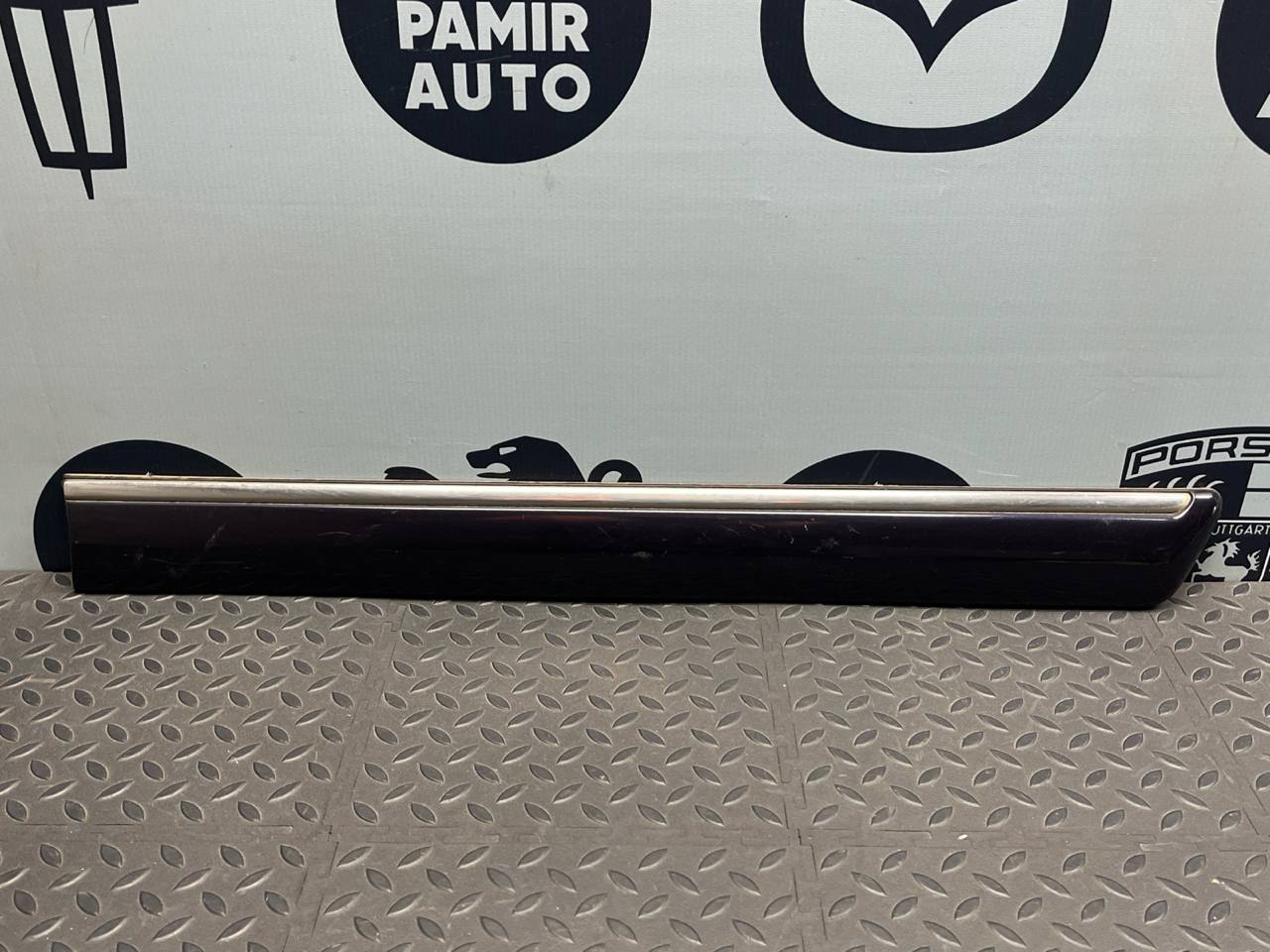 Молдинг двери задний левый Mercedes E/W210 1995-2003