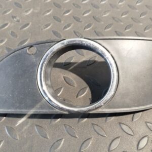 Решетка в бампер левая Mercedes B/W245 2005-2011